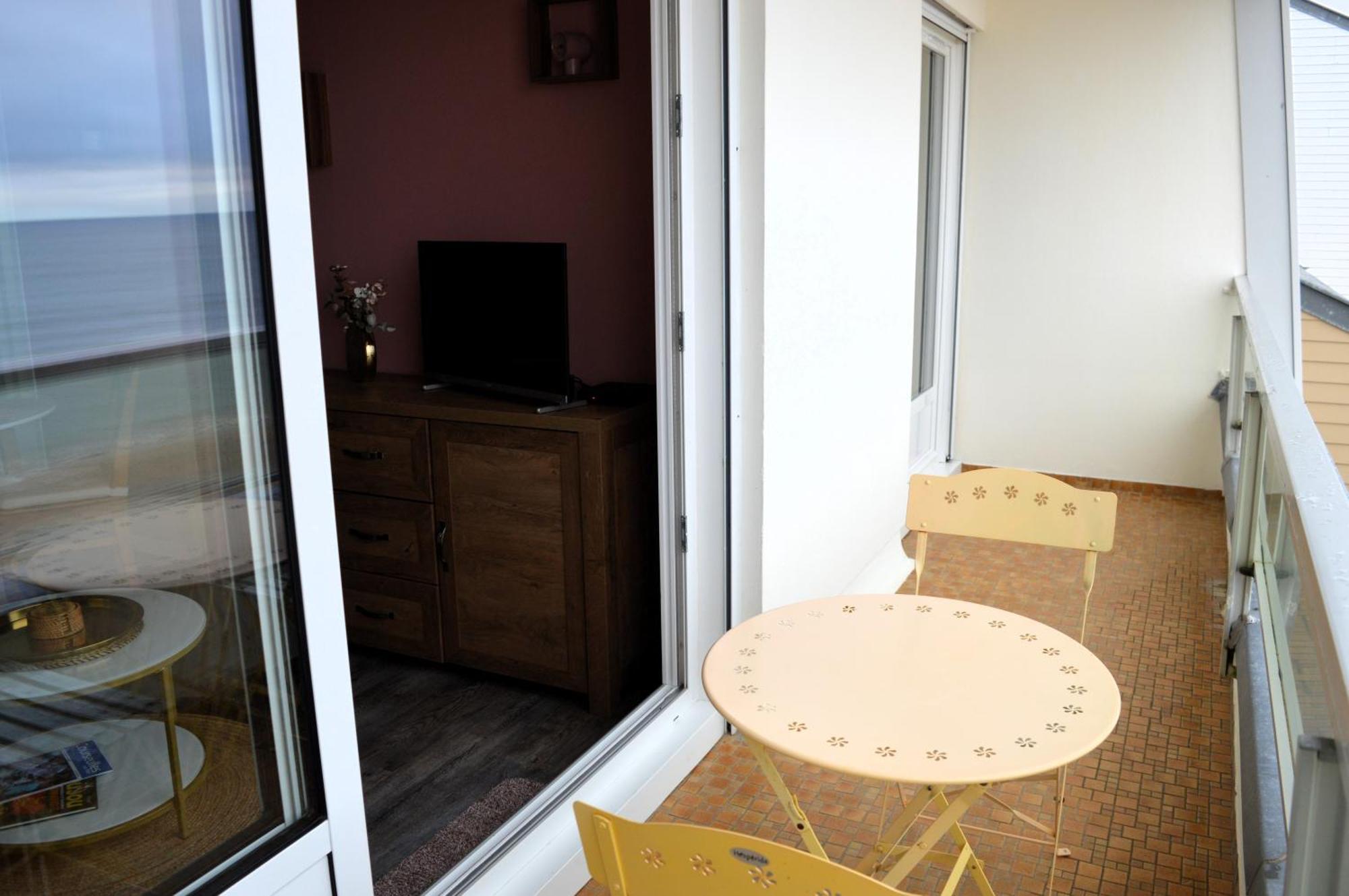 L'Esperluette - Magnifique Vue Mer Et Balcon Courseulles-sur-Mer Exterior foto
